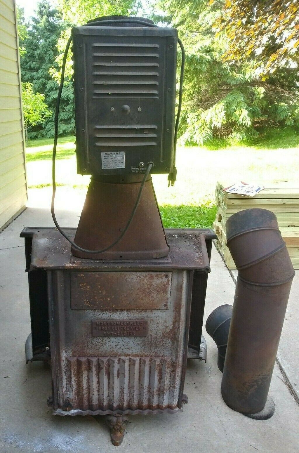 Montgomery Wards 70's Cast Iron Franklin Heater VMT 21015R w/Magic