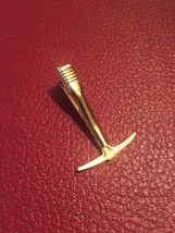 Vintage 60s gold plated Pick Axe tie clip (bar style)