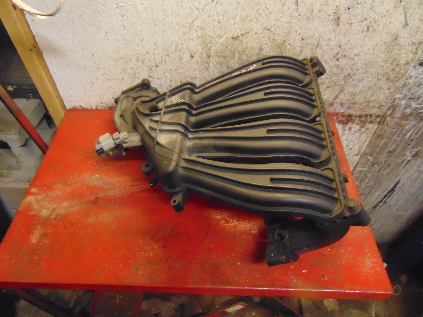 10 09 08 07 05 06 Chrysler PT Cruiser oem 2.4 intake manifold