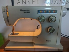 Parts Vintage Husqvarna Viking 6010 Sewing Machine Parts Turns On - $157.41