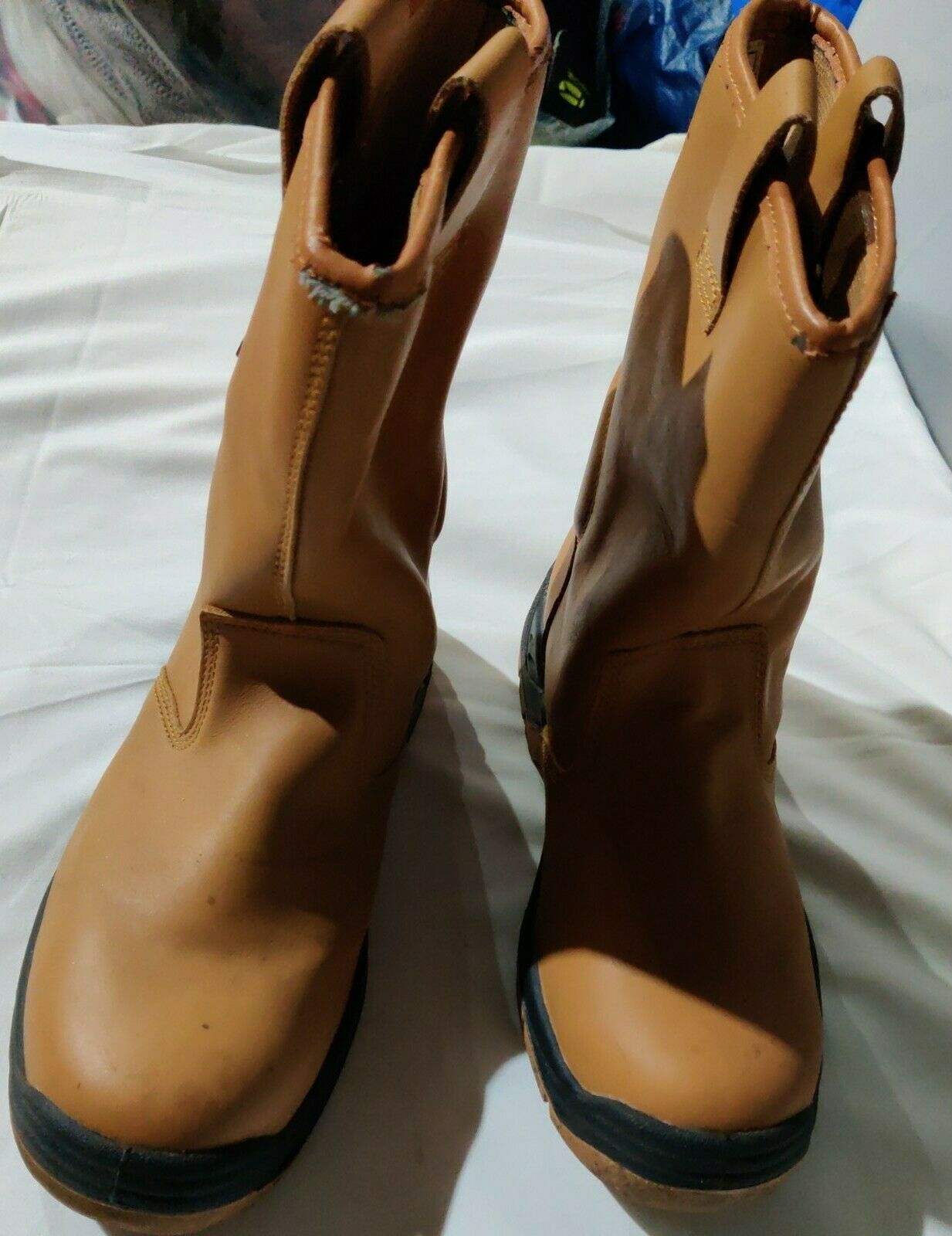 sterling safety boots