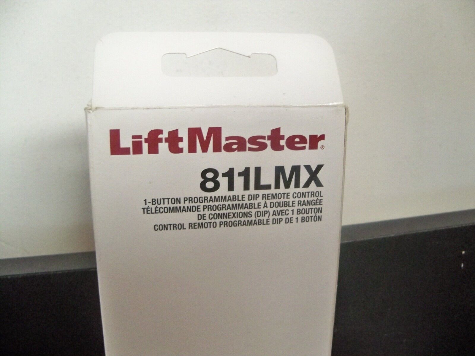 NEW GENUINE OEM LIFTMASTER 811LMX 1 BUTTON PROGRAMMABLE Garage Door