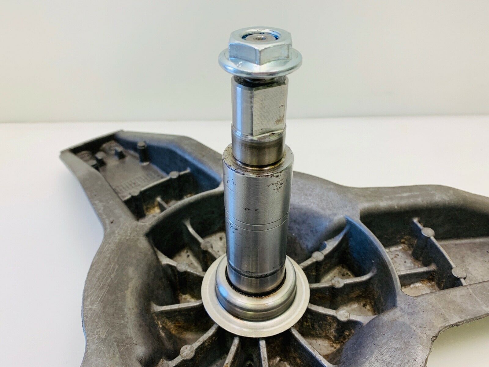 Whirlpool Washer Spider Arm W10283352 WPW10283352 461970300513 Shaft 1