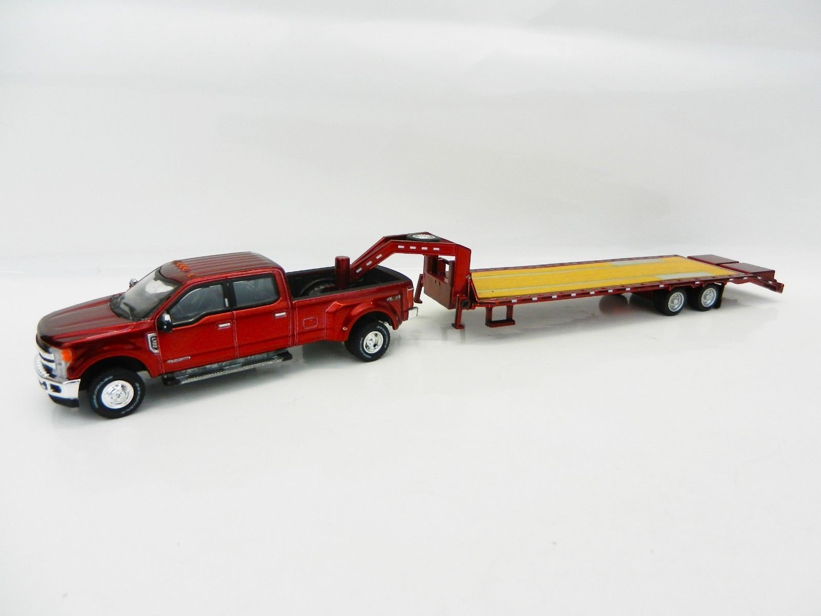 Greenlight hitch & tow 2018 Blue Jean Ford f350 dually & HD Flatbed