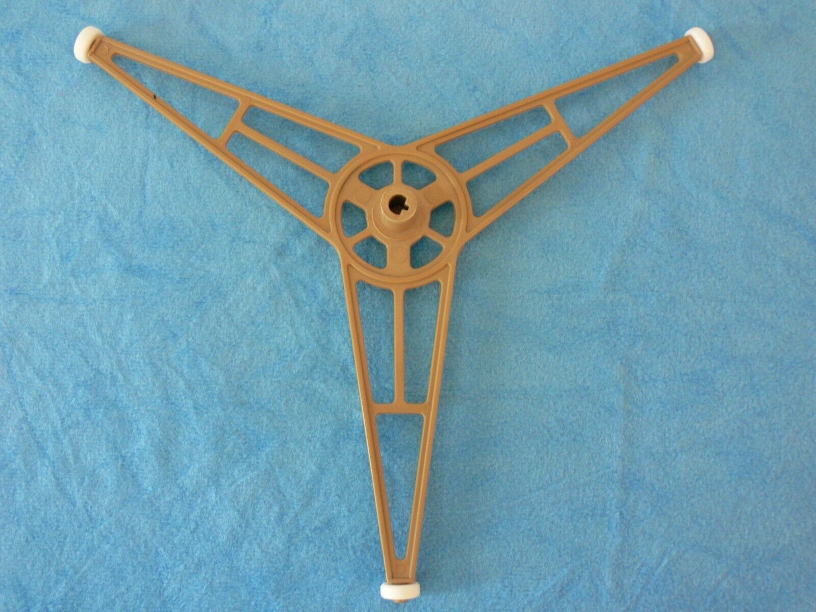 9 " LG MICROWAVE TURNTABLE SUPPORT / ROLLER WHEEL 5889W1A005B