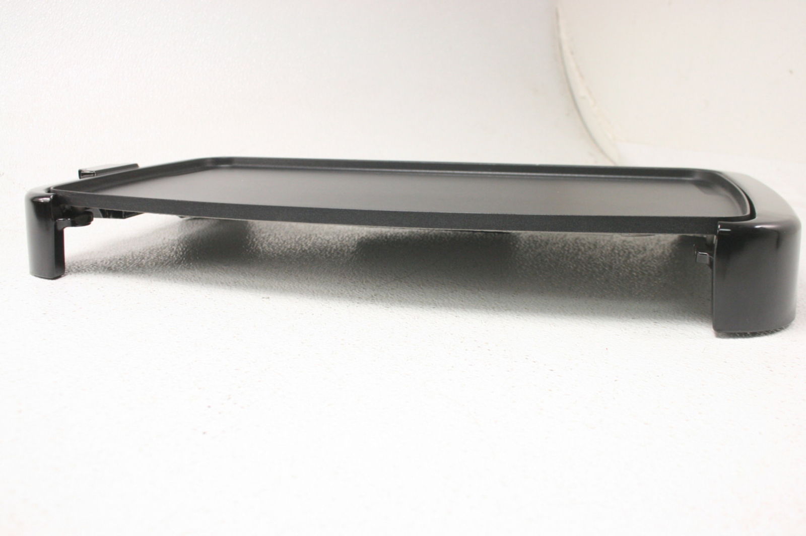 BLACK+DECKER Family Sized Electric Griddle With Drip Tray GD2011B Black