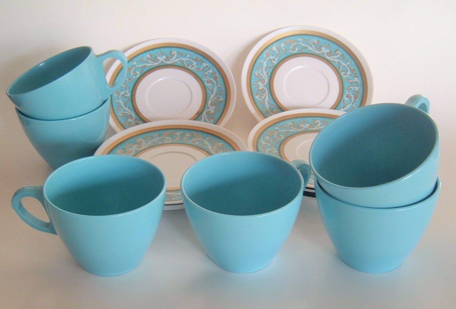 Vintage Melamine Cup Saucers Blue White Gold Lot Mugs Saucers Other