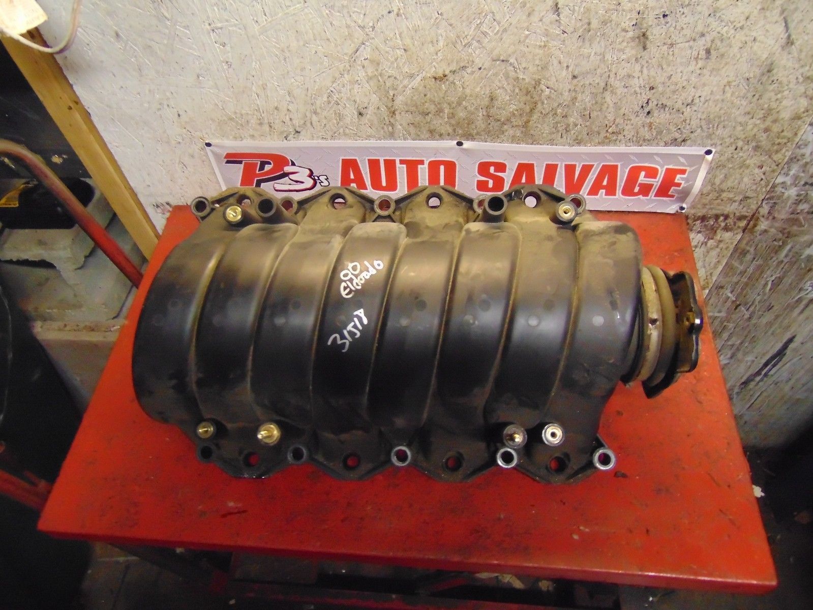 05 04 03 02 01 00 Cadillac Eldorado Deville oem 4.6 intake manifold 12562043 Intake Manifold