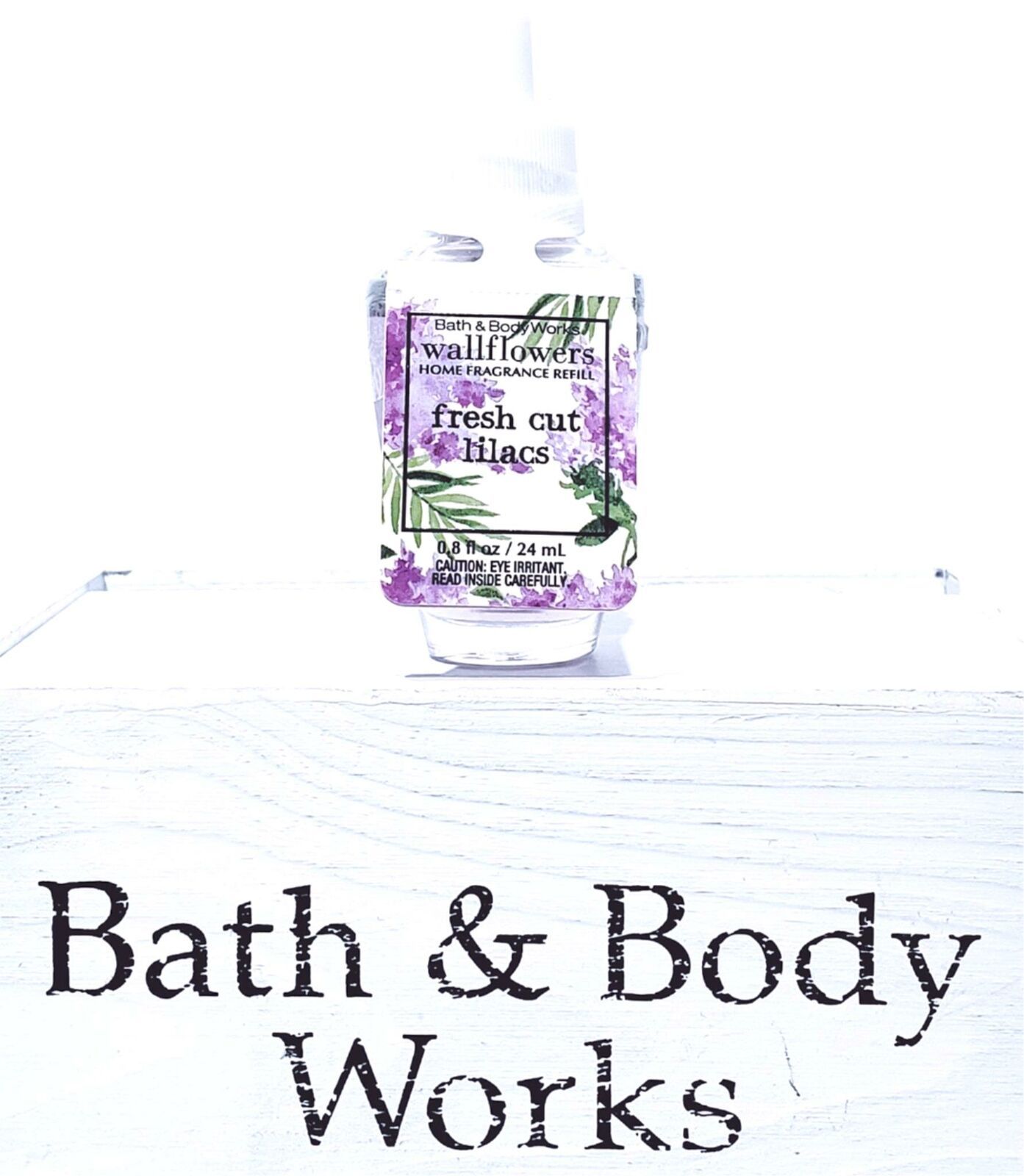 Bath & Body Works Purple metallic finish Wallflower & Lilac Bulb Home