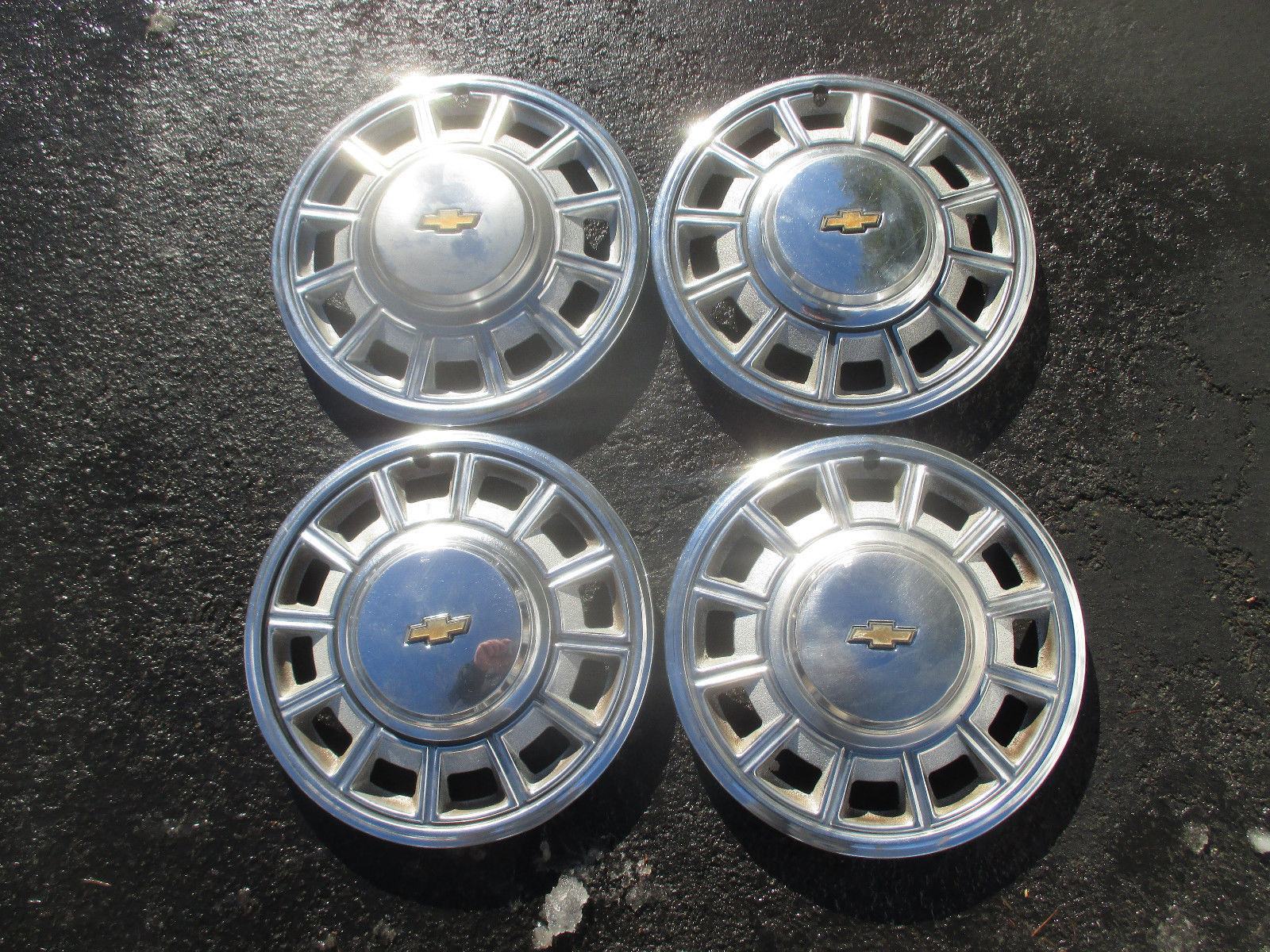 metal hubcaps
