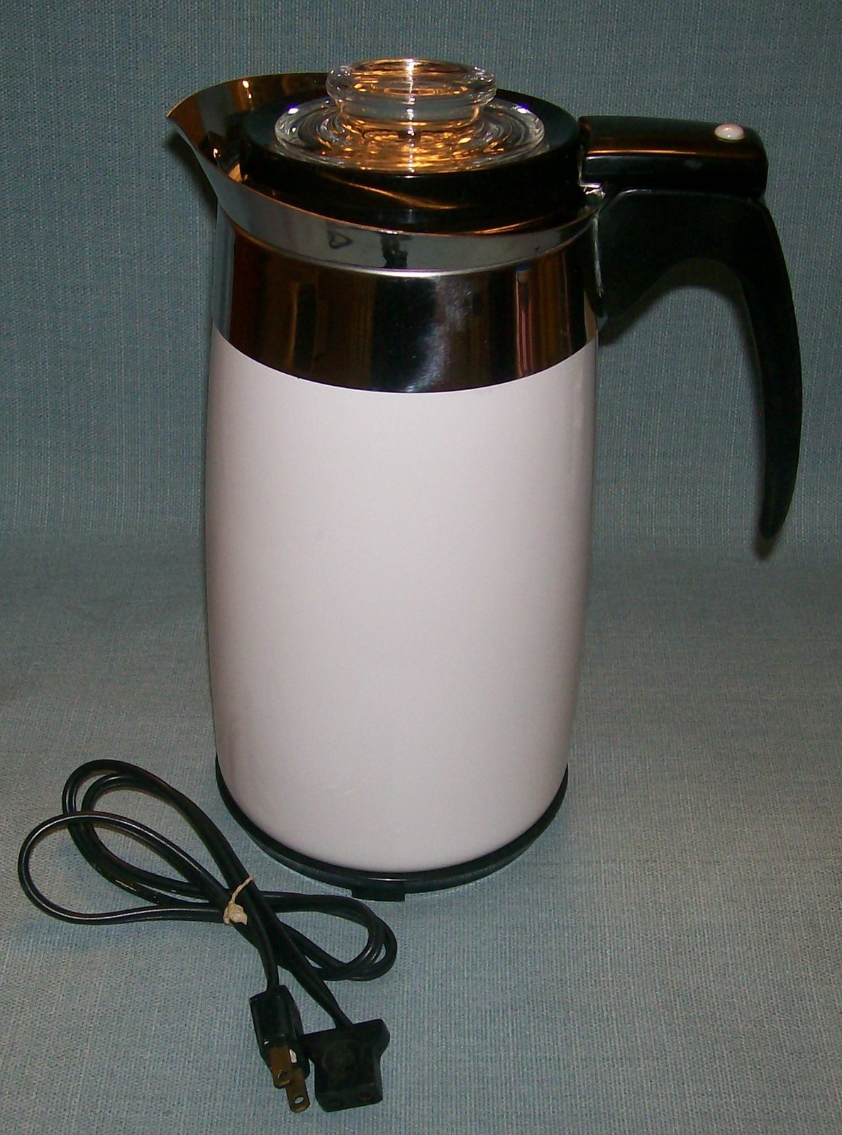 Corning Ware WINTER FROST WHITE Electric Coffee Percolator 10 cup P280