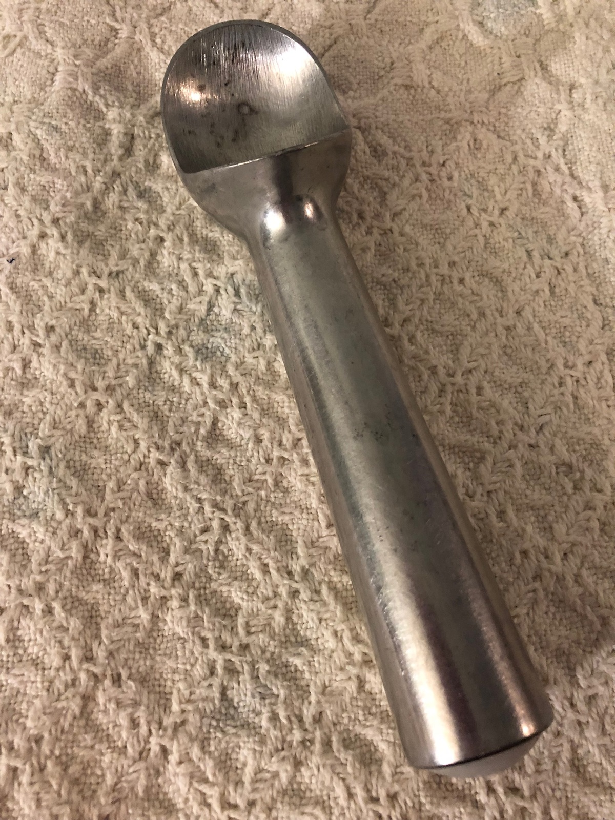 The Pampered Chef Retired Ice Cream Scoop - Scoops