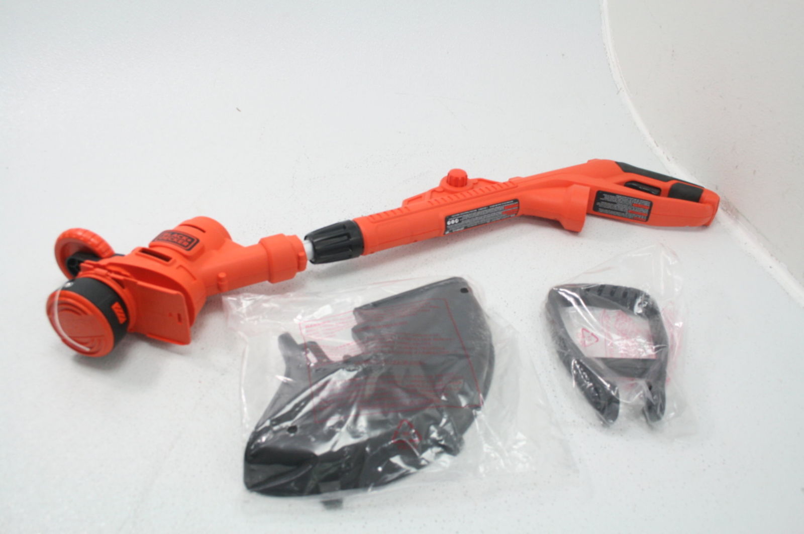 Black & Decker GH900 Gh900 String Trimmer 6.5 Amp Motor Corded Electric