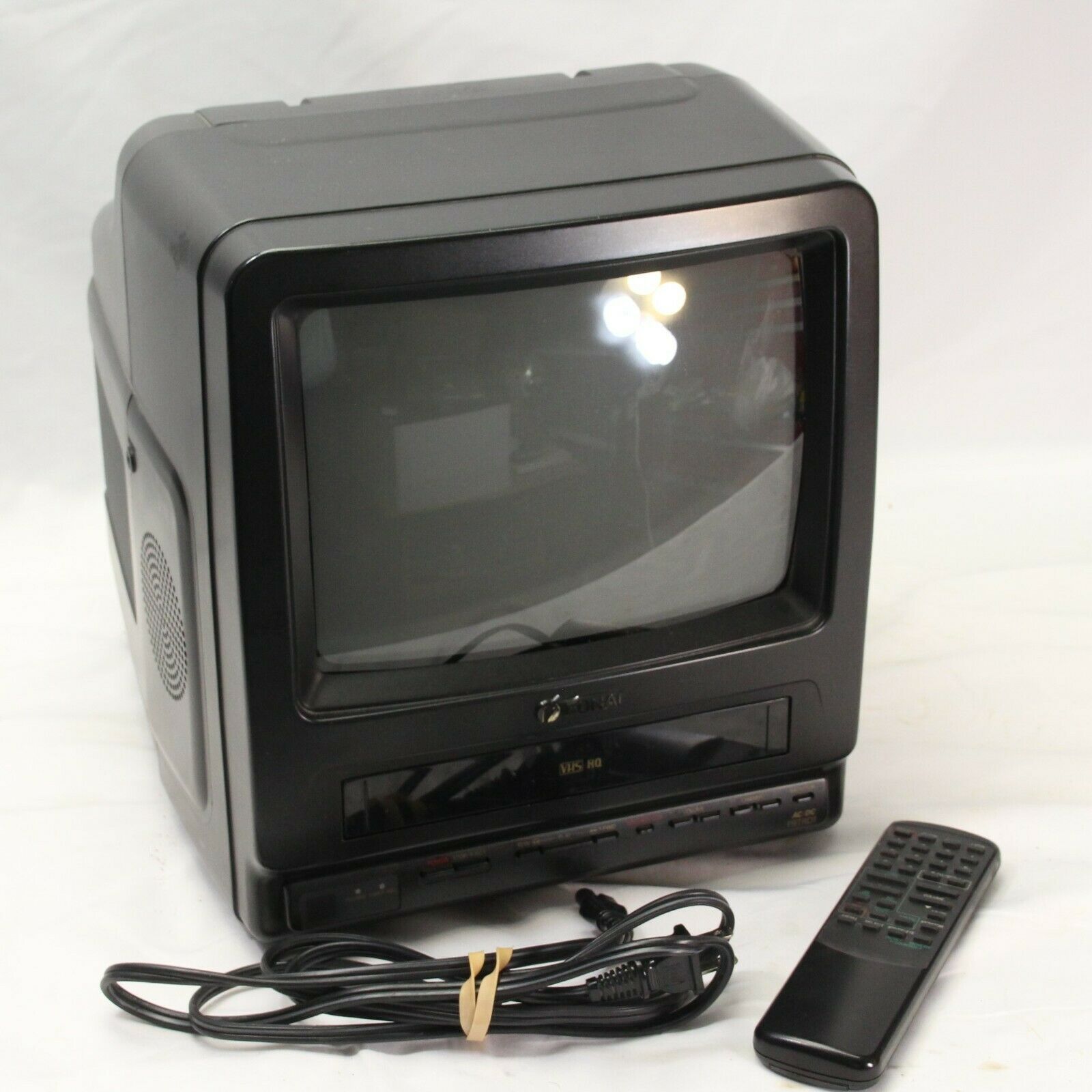 Funai 9" TV VHS Combo PARTS ONLY Remote Included F9TRDI Vintage