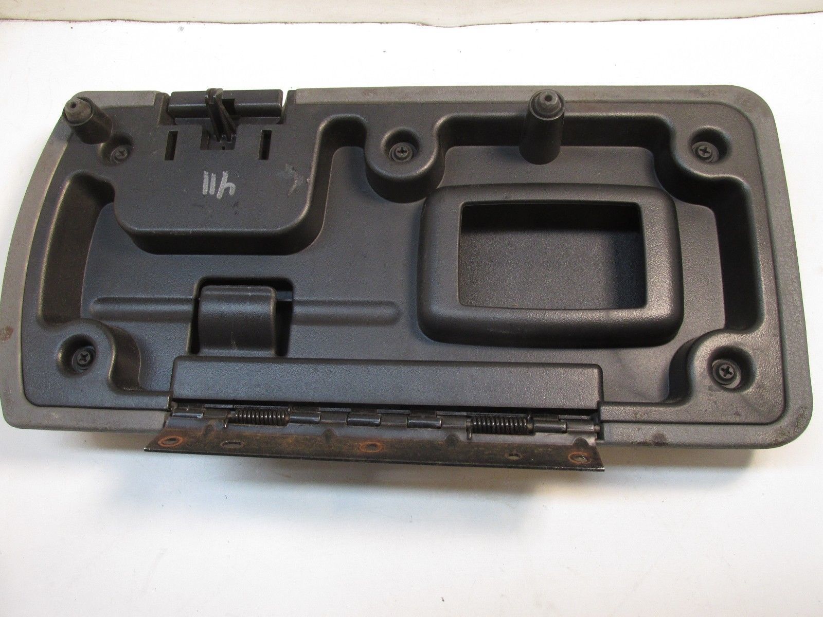 Dodge Durango Center Console Lid 411 Consoles & Parts
