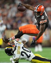 Amari Cooper 8X10 Photo Cleveland Browns Picture Action - $4.94