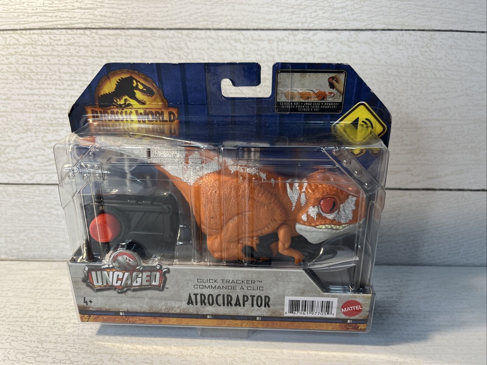 Jurassic World Dominion Uncaged Click Tracker Atrociraptor Dinosaur Action Figures 