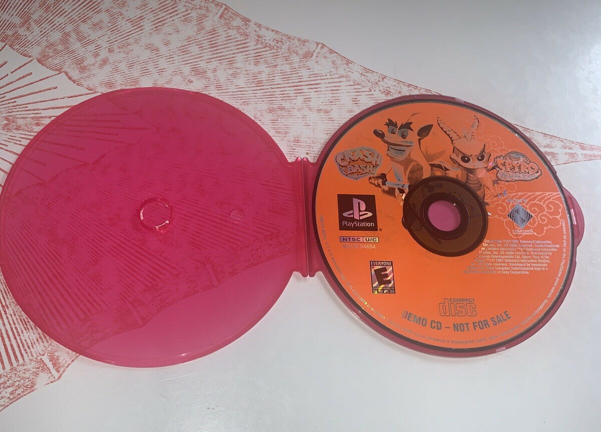 PlayStation 1 PS1 Crash Bash / Spyro Year of the Dragon Demo Disc CD