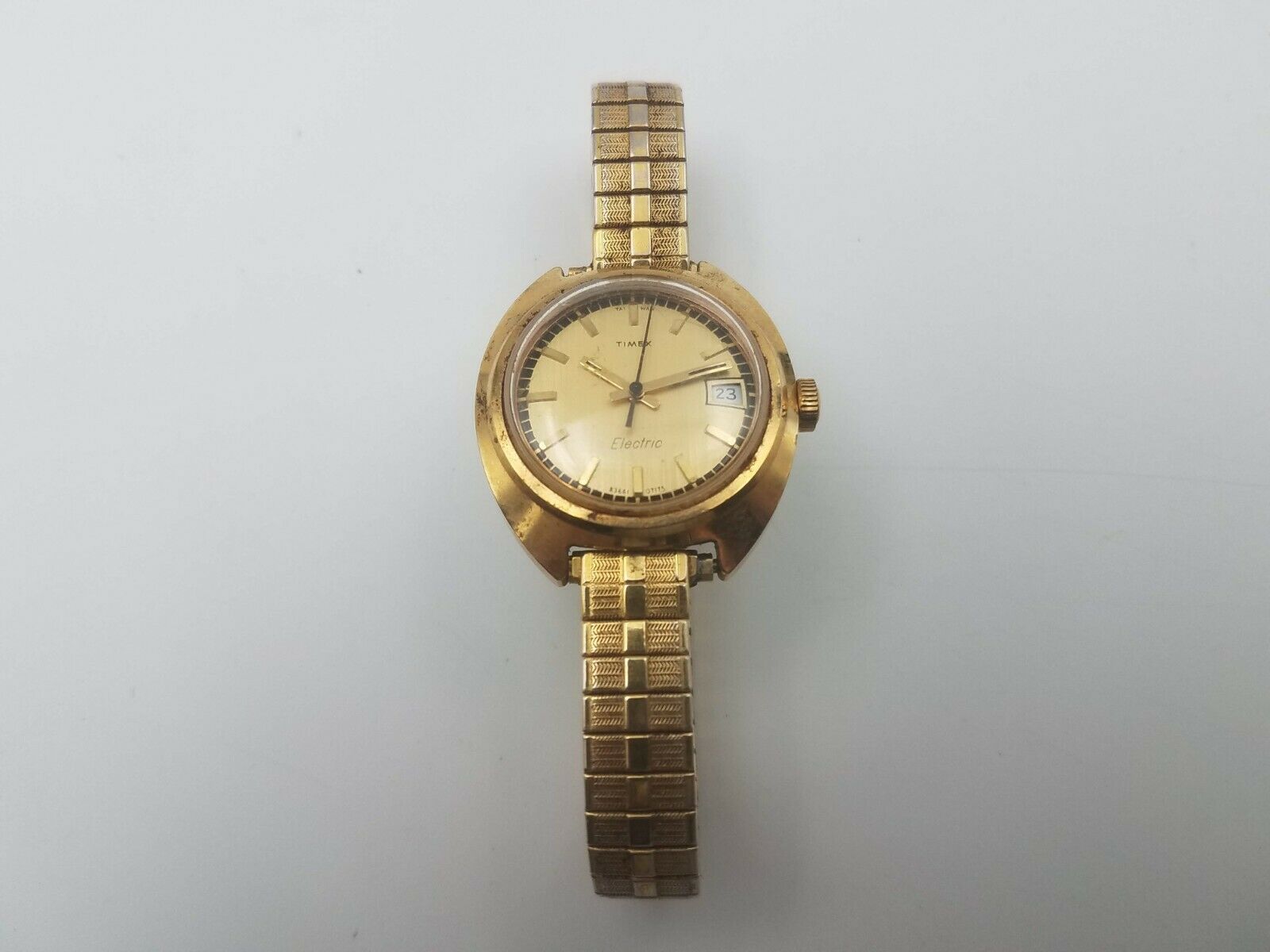 Vintage Timex Electric 47619 26080 Water Resistant Men's Wrist Watch ...
