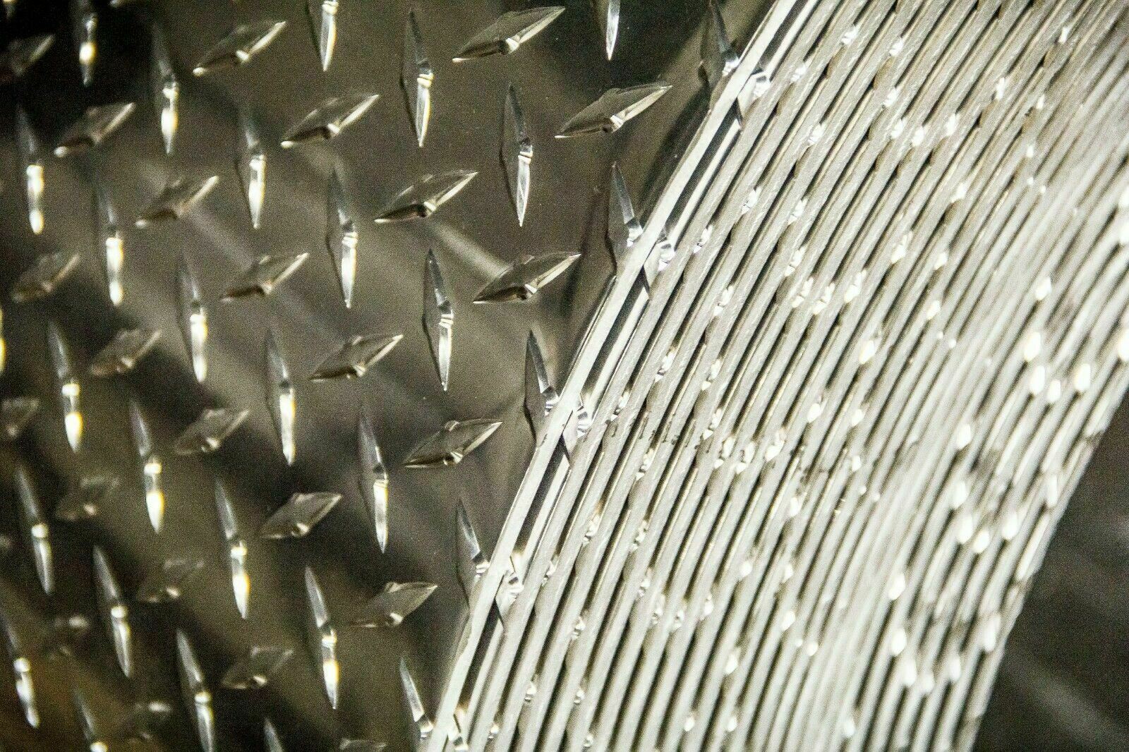 .045 x 12/" x 12/" Diamond Tread Sheet H22 Brite 3003