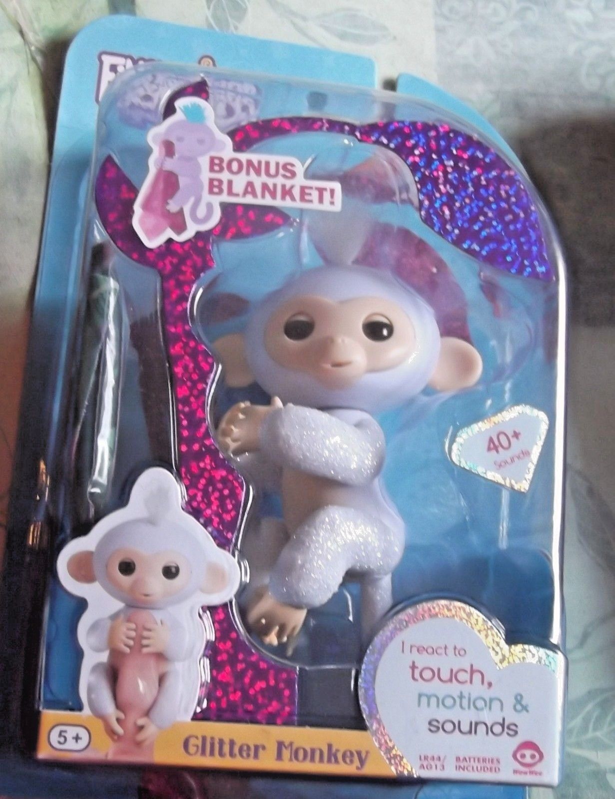 Fingerlings Sugar Glitter Monkey Action Figure