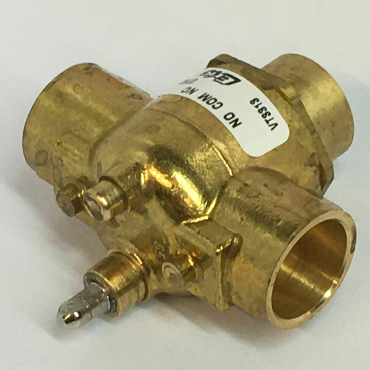 Erie T.A.C. Valve Body 3 Way 3/4" SWT 4.0Cv System 300 PSI Max VT3313