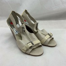 Michael Kors Womens Sandals Ivory Wedge Heel Front Zipper Buckle 6 M - $18.50