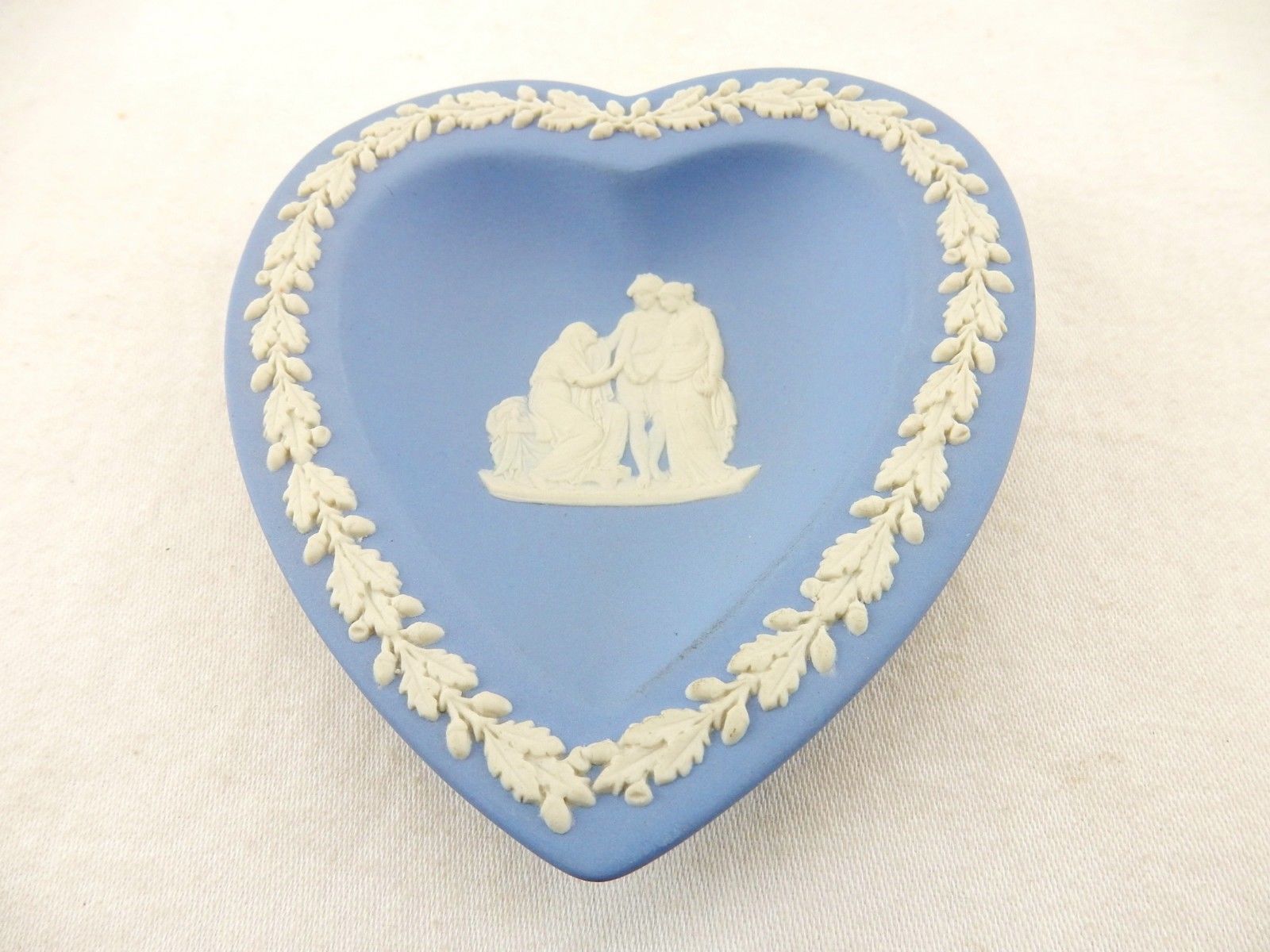 Trinket Dish Pin Light Blue Wedgwood And 34 Similar Items Trinket Dish Pin Light Blue Wedgwood And 34 Similar Items
