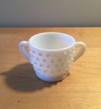 Vintage 70s Milk Glass hobnail style small sugar bowl with 2 handles image 2