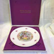 Royal Doulton "Valentine's Day"  Plate 1977 - $15.00