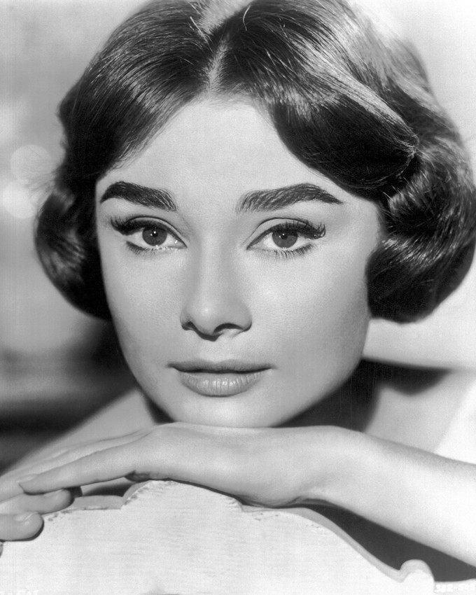 Audrey Hepburn Beautiful Head Shot 16x20 Poster - Photographs