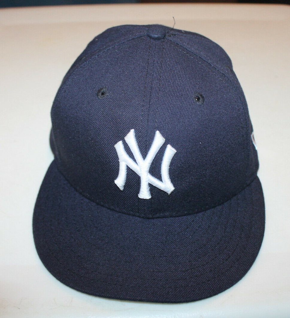  '47 Authentic Indians Wahoo Gray and Navy Snapback Hat Cap :  One Size Fit Most : Sports & Outdoors