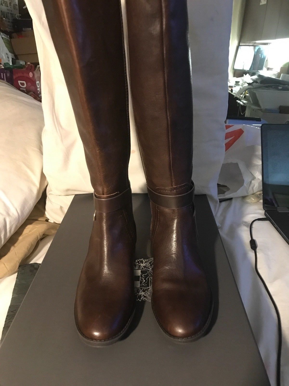 vince camuto wide calf boots size 1