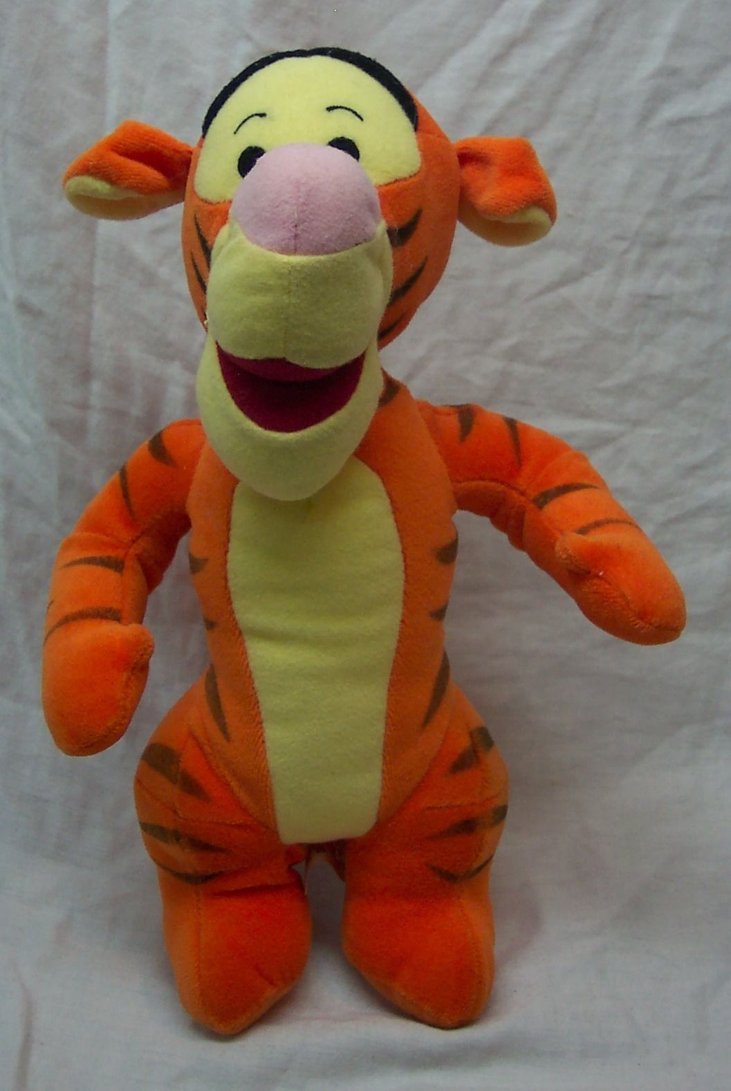 winnie the pooh tigger toy