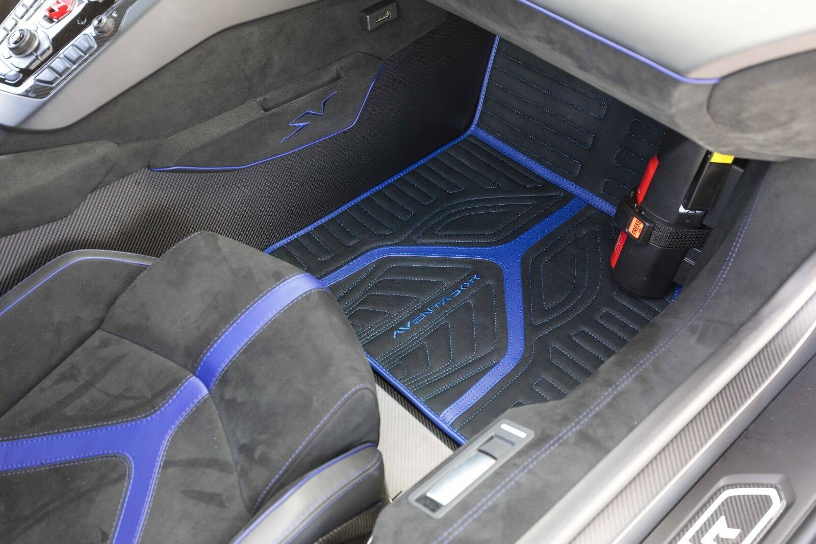 AVENTADOR SV, HURACAN 20122018 ALCANTARA FLOOR MATS
