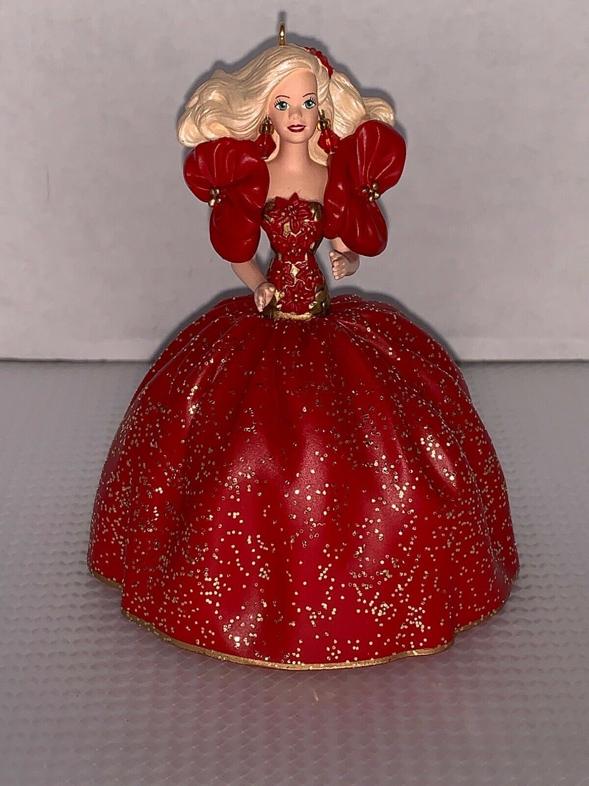 1993 holiday barbie hallmark ornament value