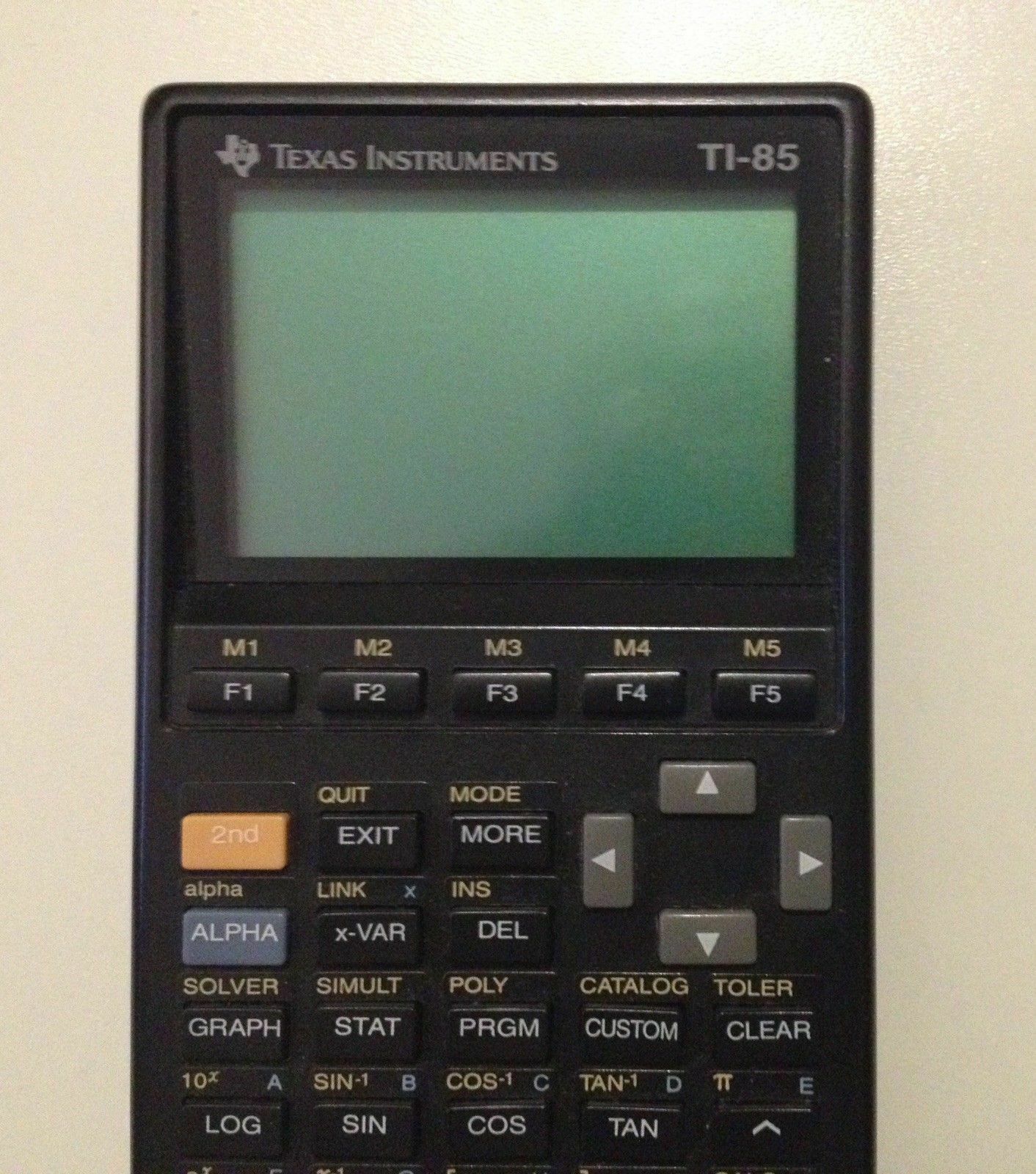 Vintage TEXAS INSTRUMENTS TI85 Scientific Graphing Calculator