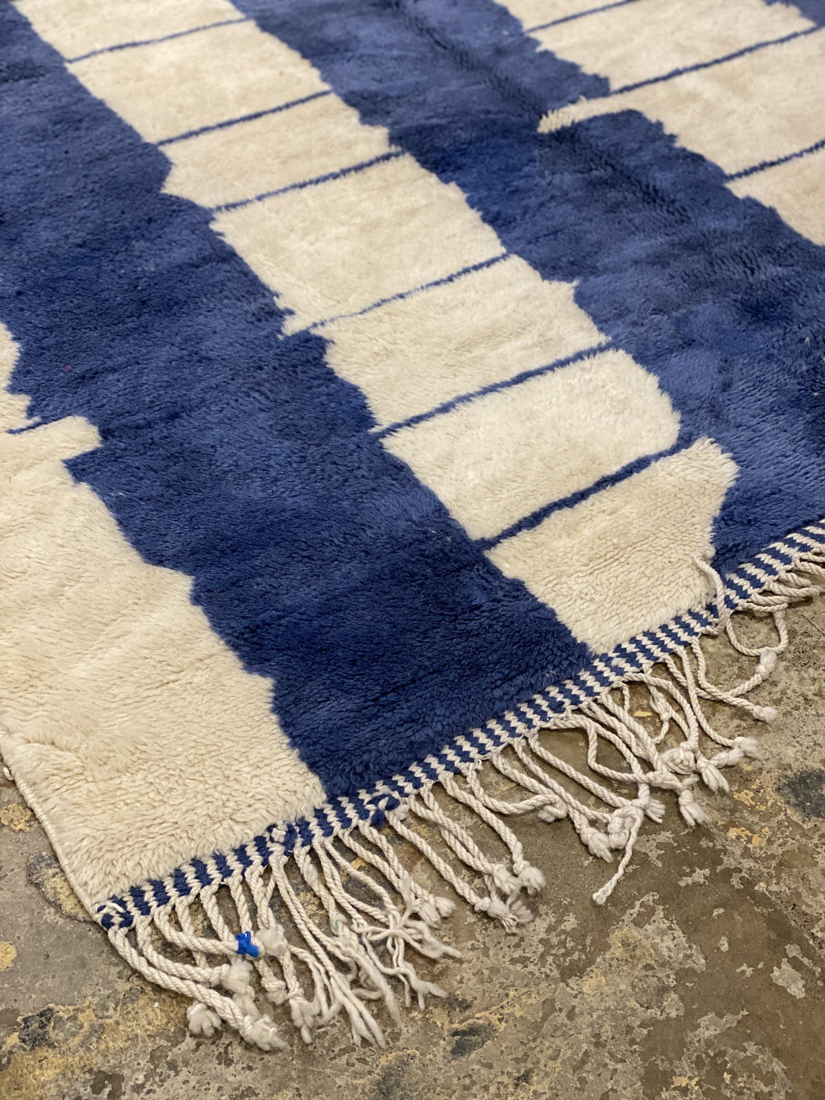 Beni Ourain rug, Berber rug, Blue white Beni ourain, Moroccan Area rug