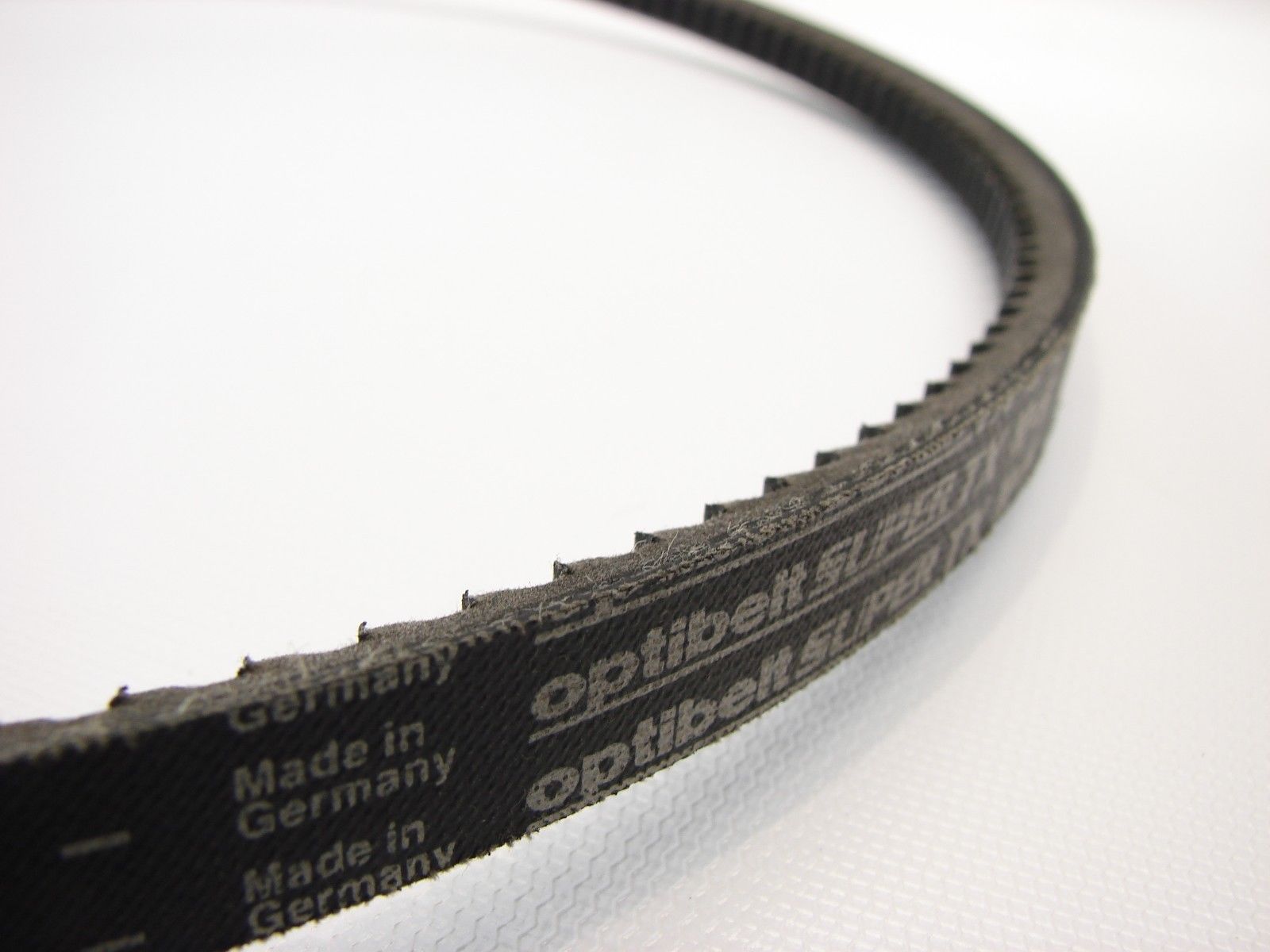 New Optibelt Super TX Cogged VBelt AX39 41" Outside Circumference 1/2