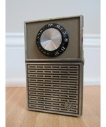 RARE vintage transistor radio RCA VICTOR model 4RH16 RETRO mcm 1960&#39;s USA - $37.39