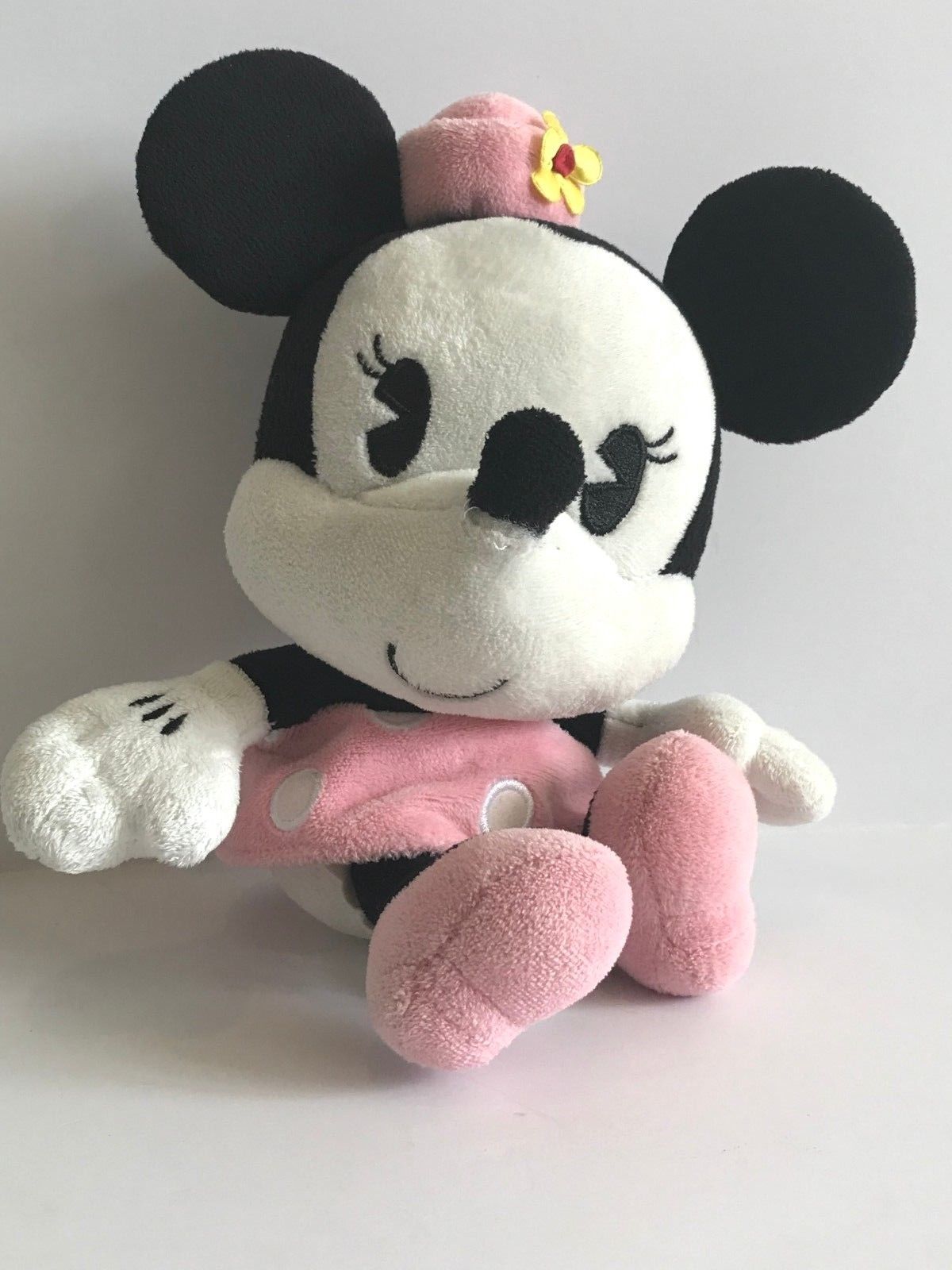 minnie mouse bobble hat