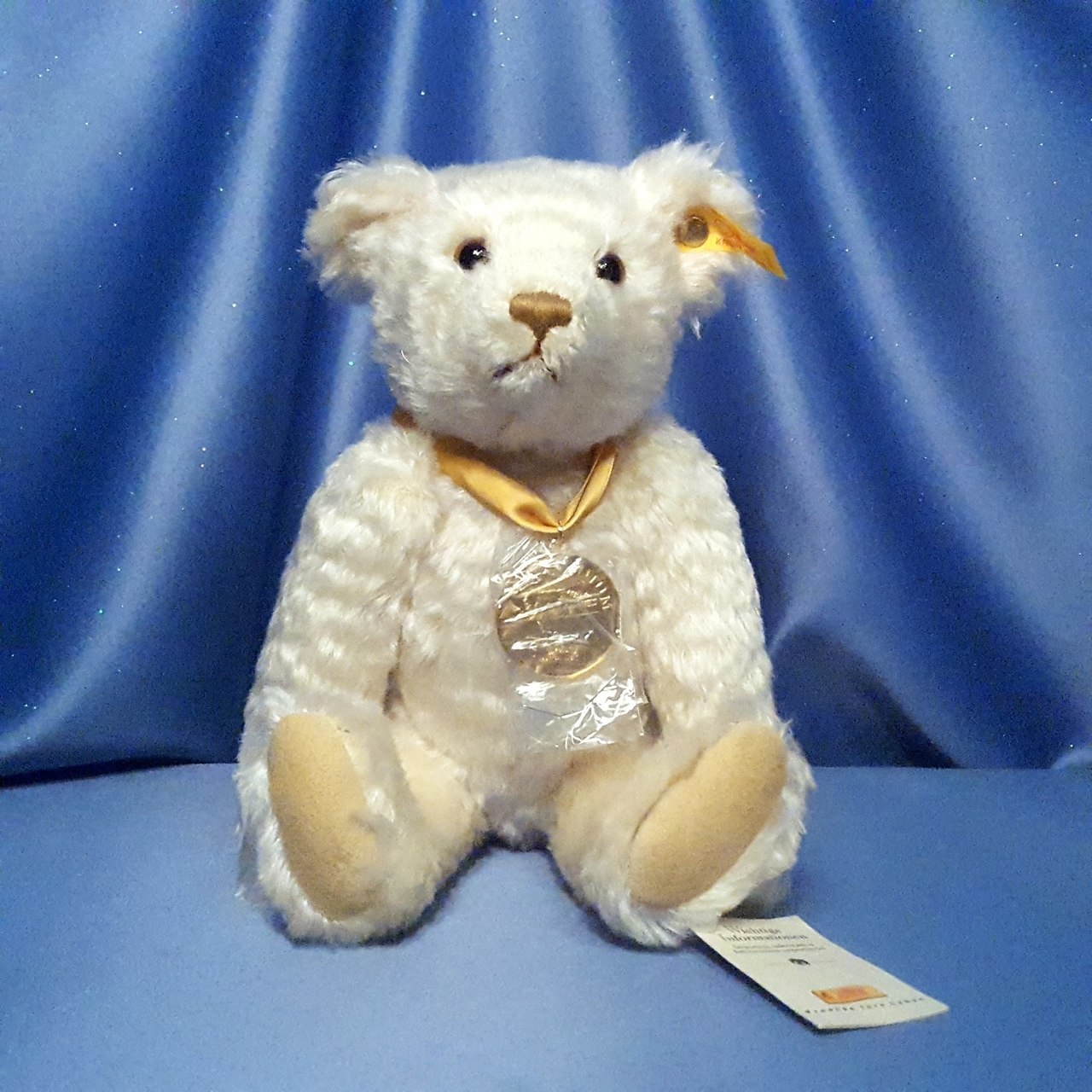 millenium steiff bear