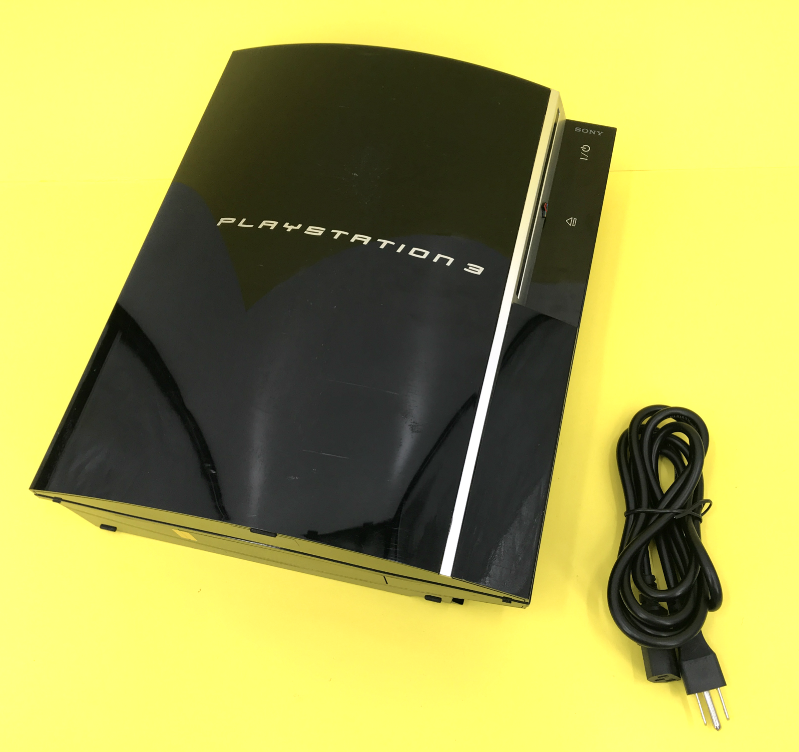 SONY Playstation 3 Black Color 120 V 3A 60Hz 80GB Model CECHL01 7761