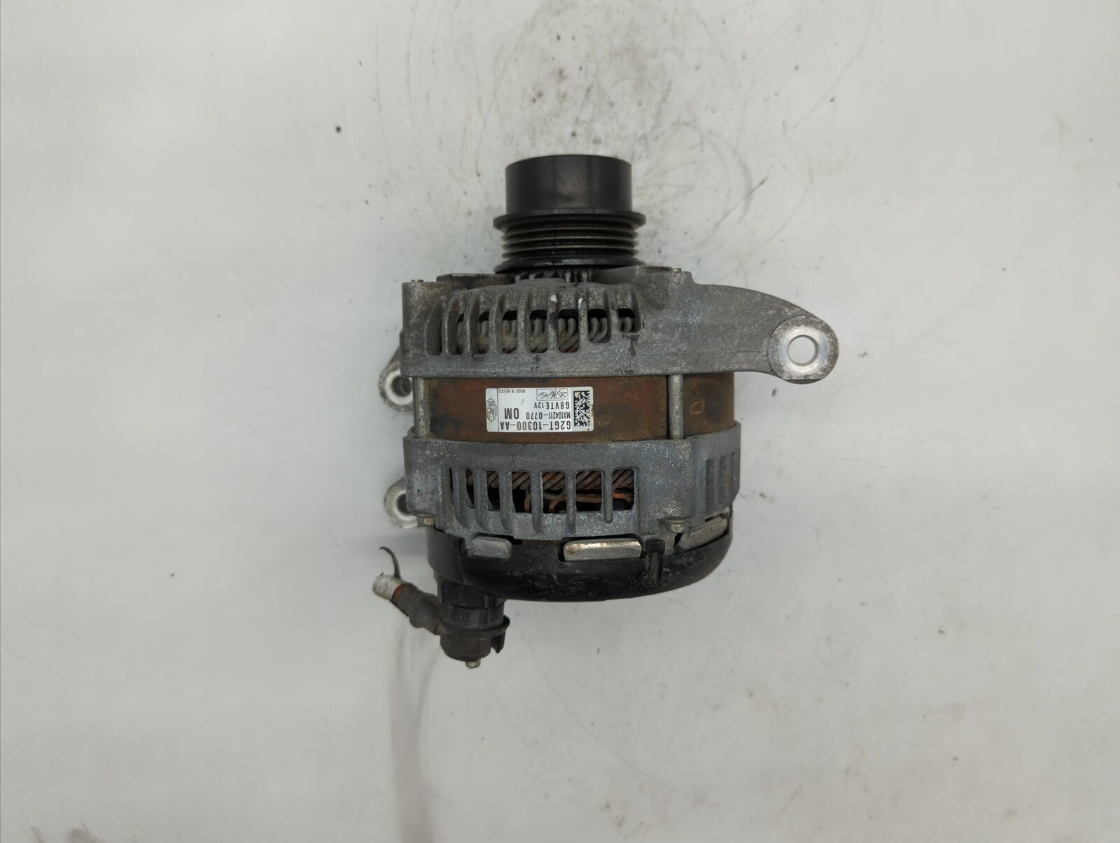 2013-2019 Ford Explorer Alternator Generator Charging Assembly Engine ...