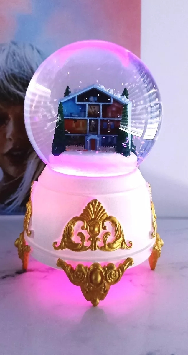 Taylor swift LOVER Snow Globe replica Snow Globes