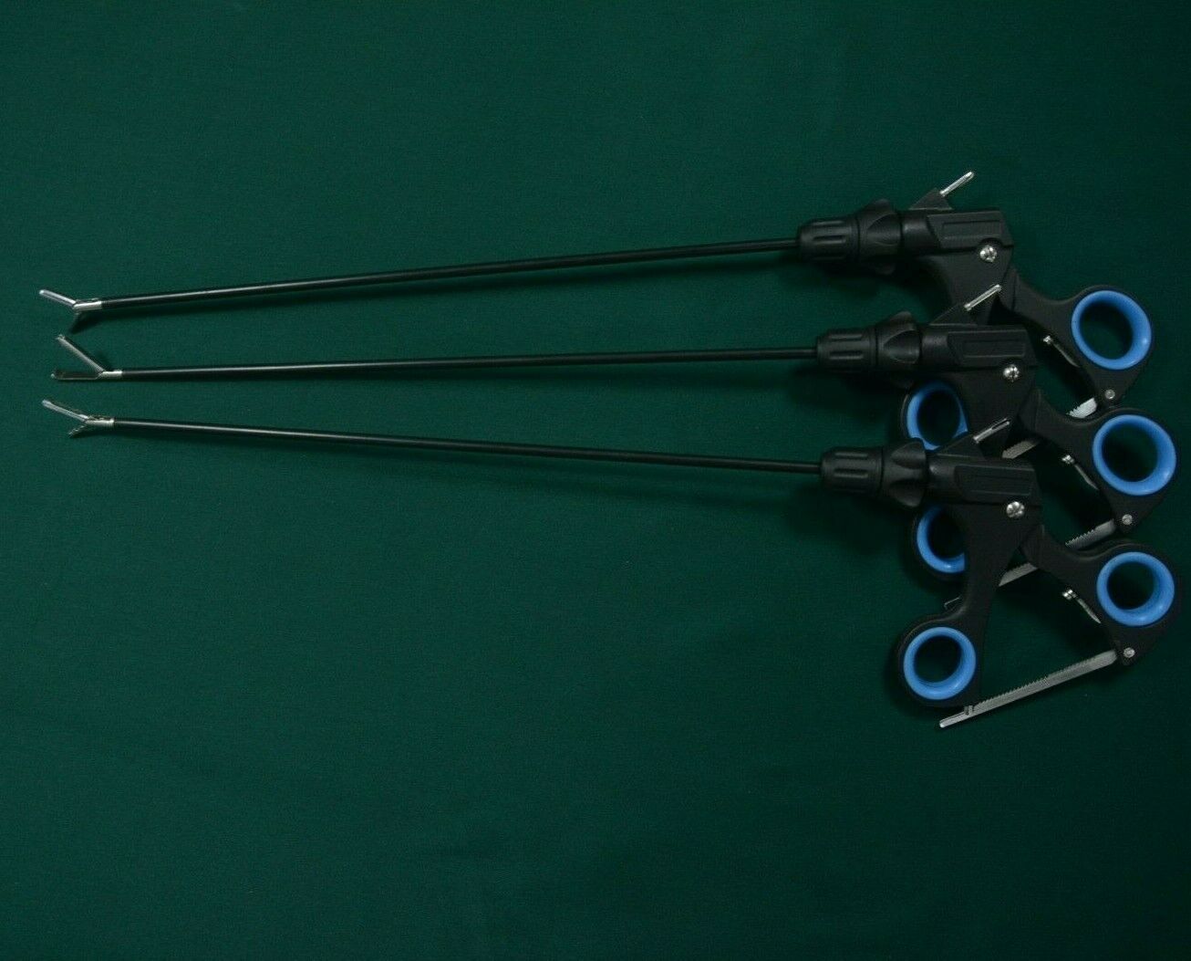 Laparoscopic Fundus Triple Cup Jaw Fenestrated Soft Touch Grasper 