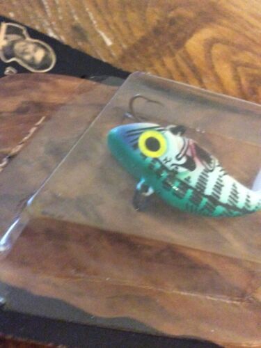 Details about   NEW Tom Mann's Pogo Shad Discontinued Vintage Shallow Runner Buzzes Cranks Jigs2 