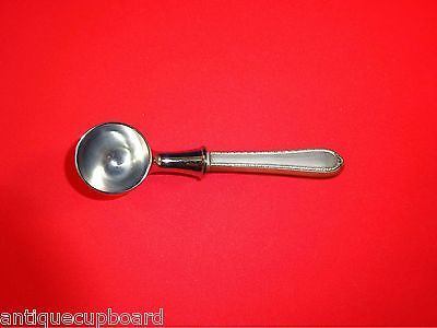 Modern Victorian by Lunt Sterling Silver Relish Scoop Custom Made 5 1//2/"