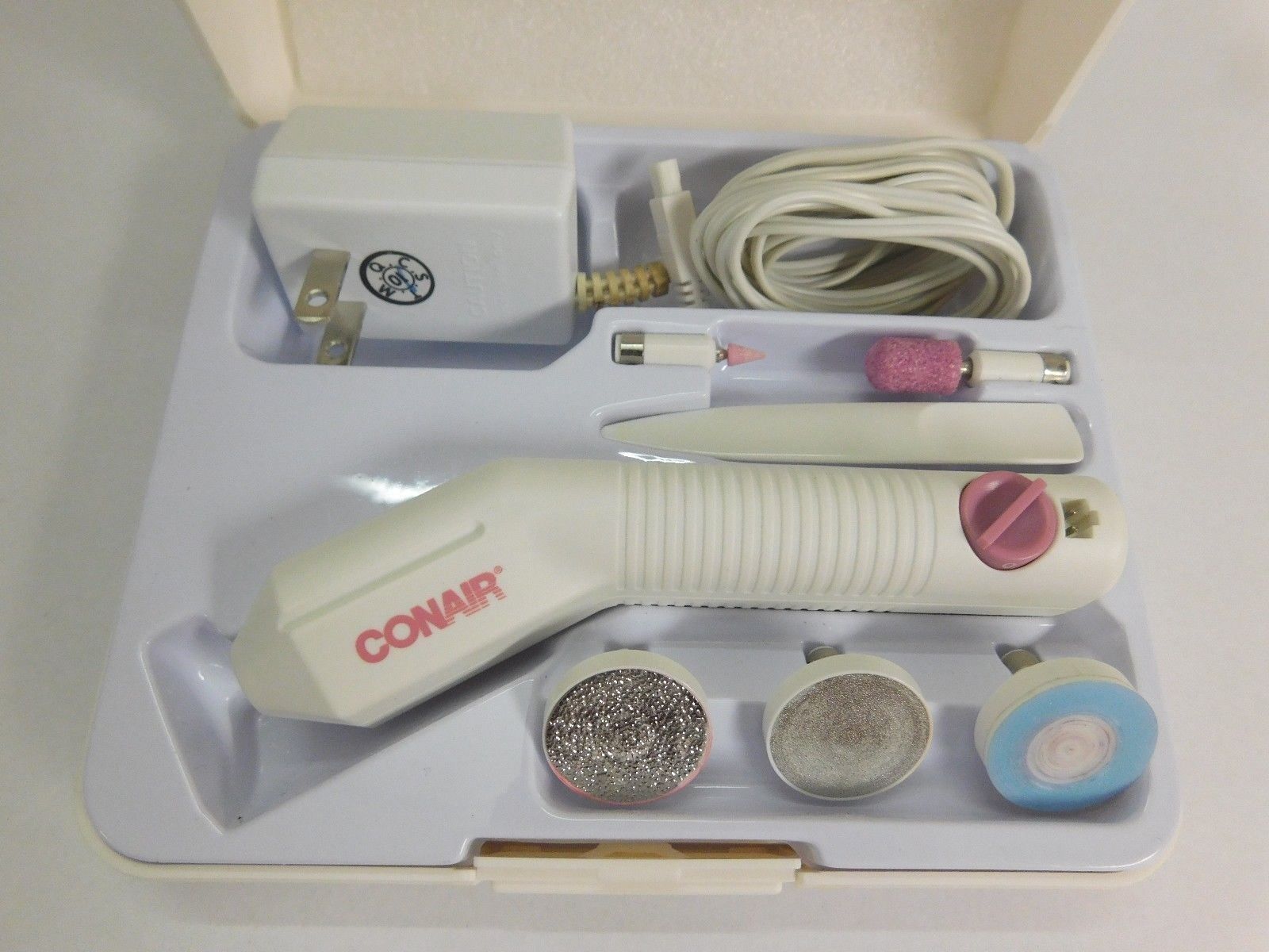 NEW Elegant Nails, Reachargeable nail Care System Conair Beauty