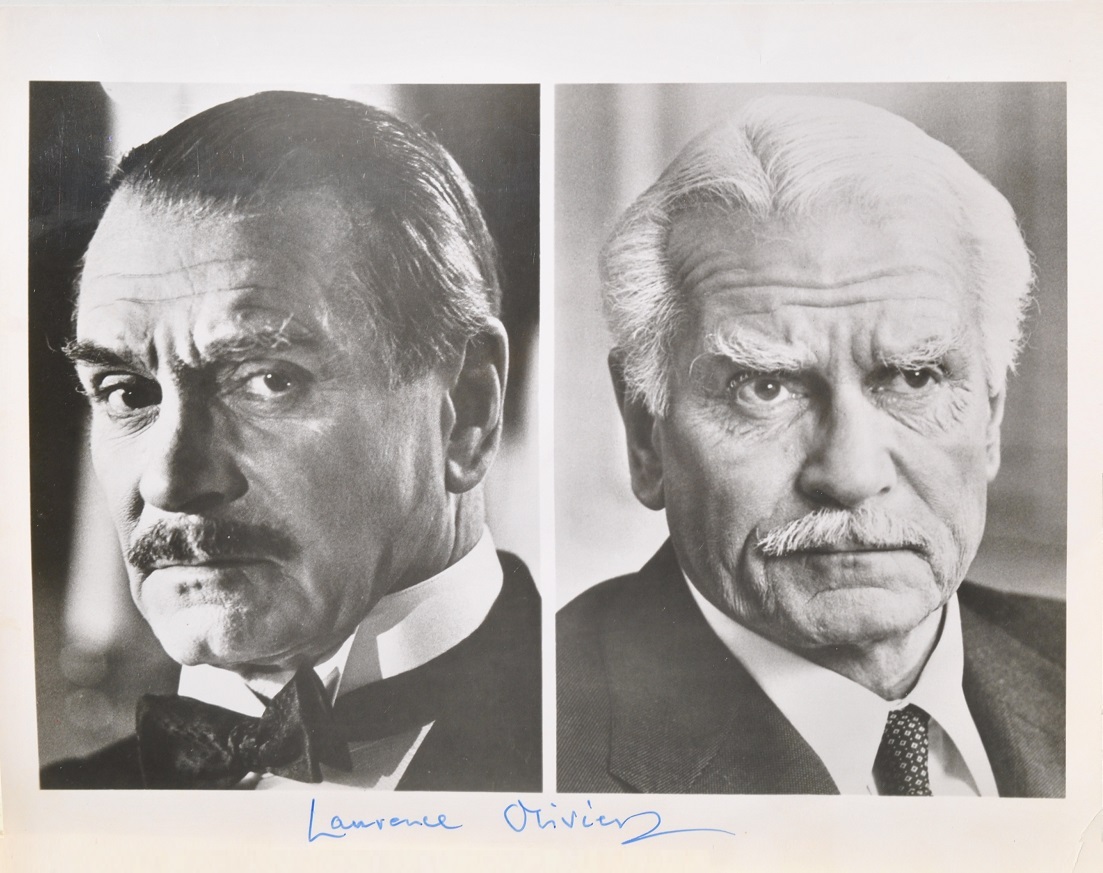 Primary image for LAURENCE OLIVIER SIGNED PHOTO - The Devil's Disciple - Gone With The Wind w/COA